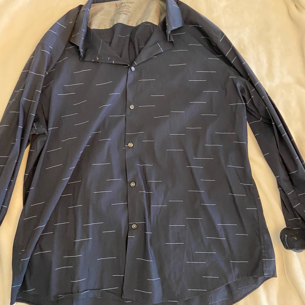 Calvin Klein XL blue button down dress shirt